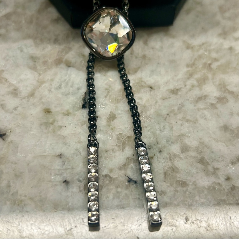 White House Black Market Gorgeous Crystal Gem Necklace - Picture 3 of 6